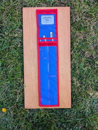 Chargez l'image dans la visionneuse de la galerie, CAMA 40 cm black and white archaeological photo scale kit in open blue and red fabric case on wood