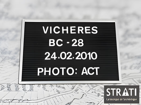Large black letter board 21 x 31 cm with white frame and changeable letters on white marble background